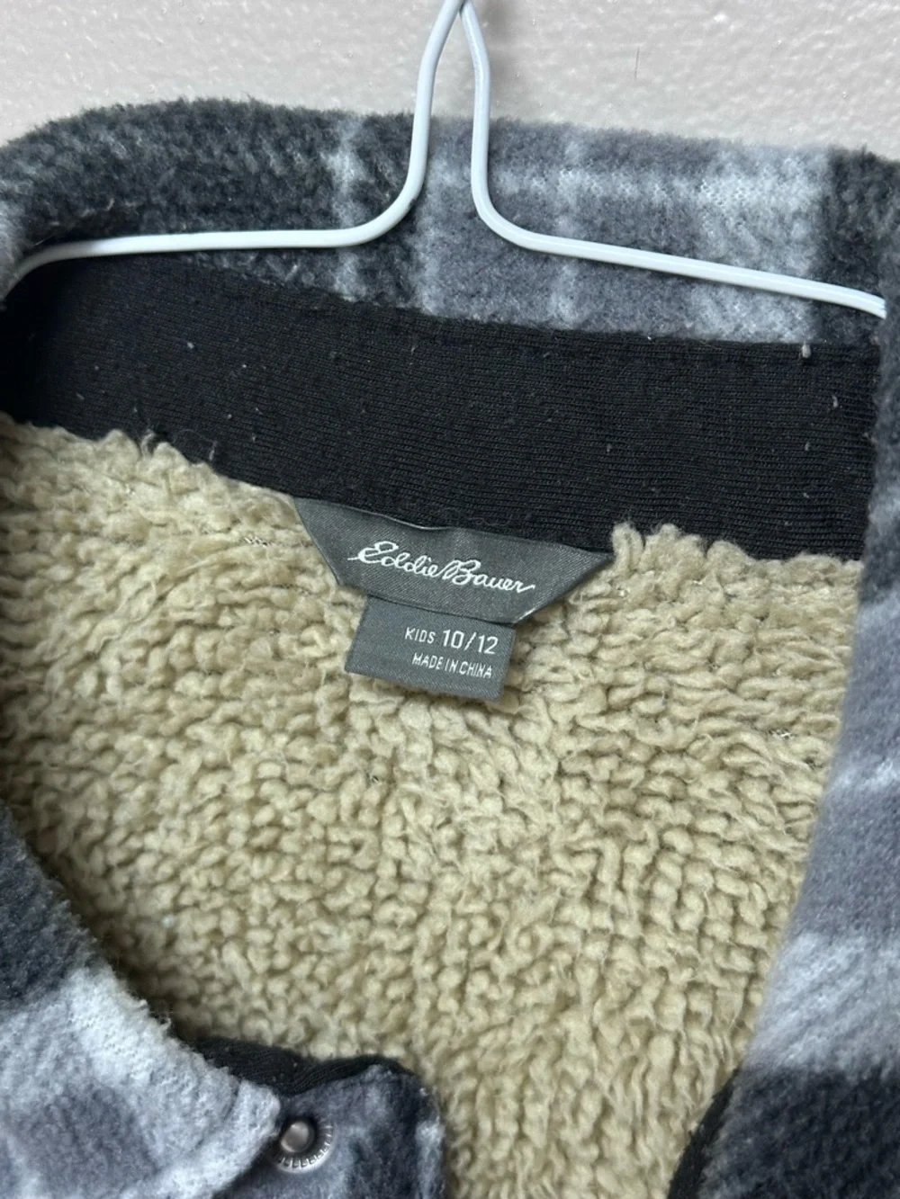 Eddie Bauer Black & Gray Plaid Sherpa-Lined Jean Jacket - Picture 4 of 4